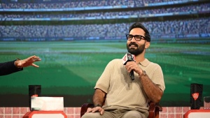 MS Dhoni made me chameleon, took challenging roles to get into team India: Karthik