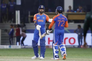 India Skips Handshakes with Pakistan Again, Shakes Only Umpires After Asia Cup Win; Controversy Deepens