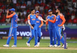 Asia Cup: India's Fielding Woes Under Scrutiny; Chakravarthy Cites Dubai Stadium's 'Ring of Fire' as Distraction
