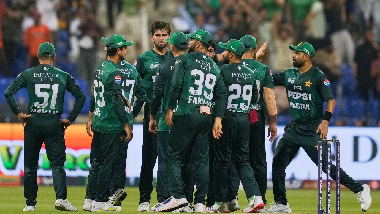 Asia Cup Super 4: Pakistan stay alive in final race, knock hapless Sri Lanka out (AP Photo) Asia Cup Super 4: Pakistan